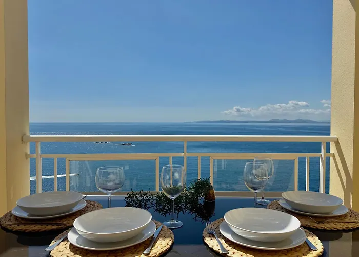 Appartement Marina 1 *